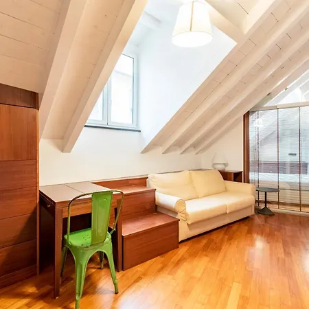 Apartment Joivy Lovely Next To Piazza De Ferrari